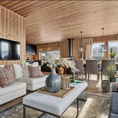 Hafjell Beautiful And Large With 4 Bedrooms 2 Bathrooms Semesterbostad Øyer